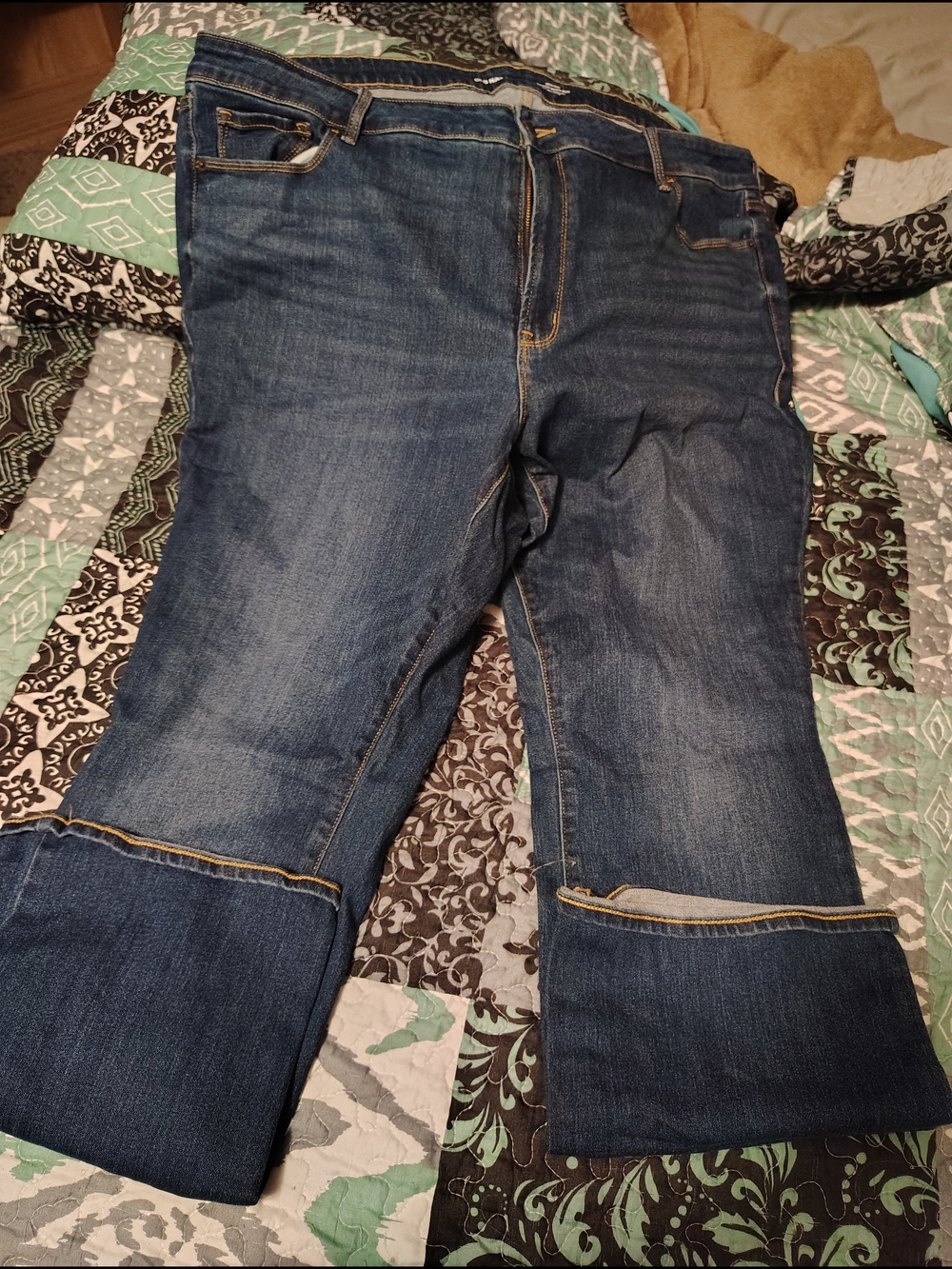 Old Navy Women’s Boot Cut Jeans in Dark Blue Denim